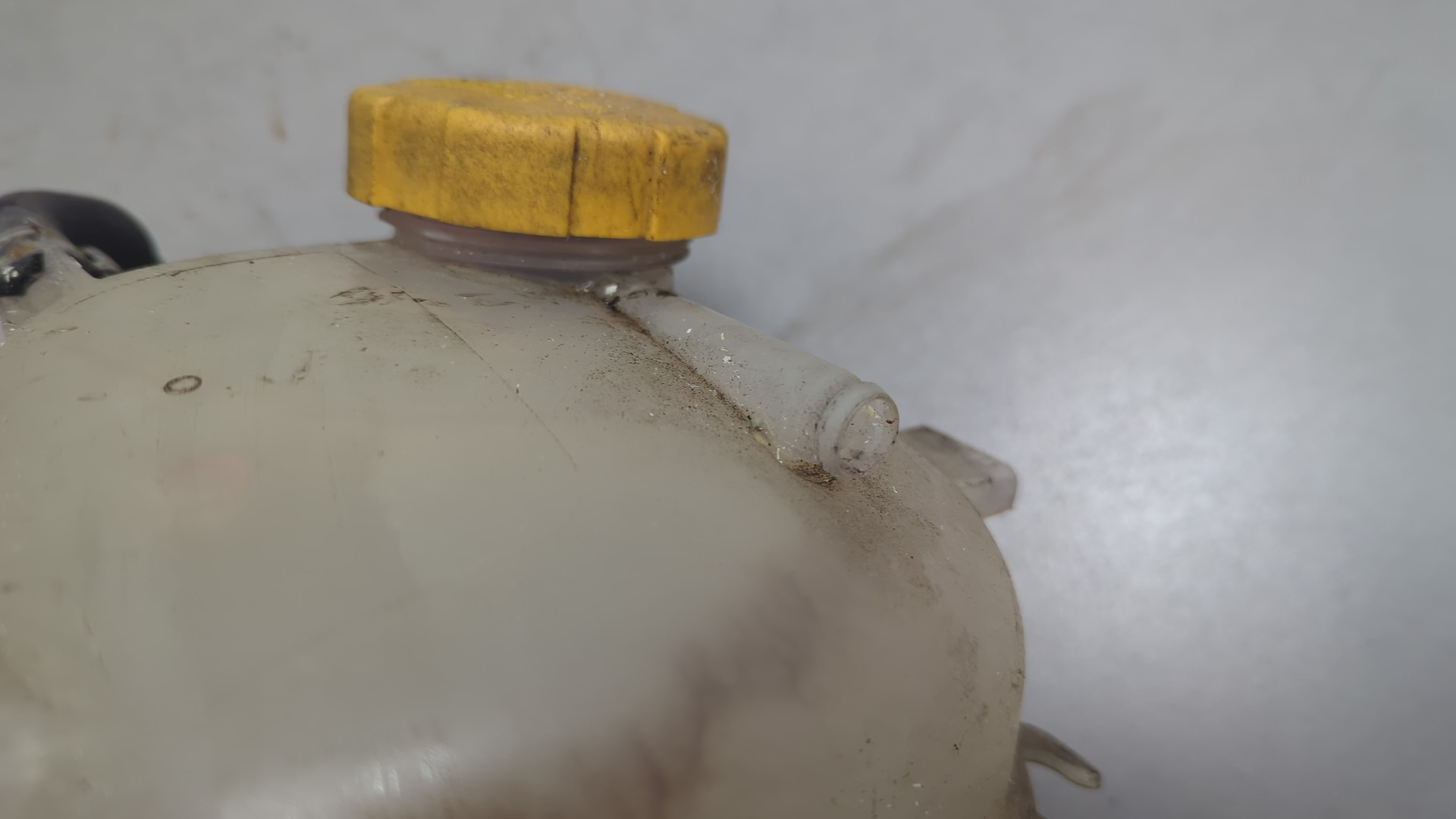 Бачок расширительный