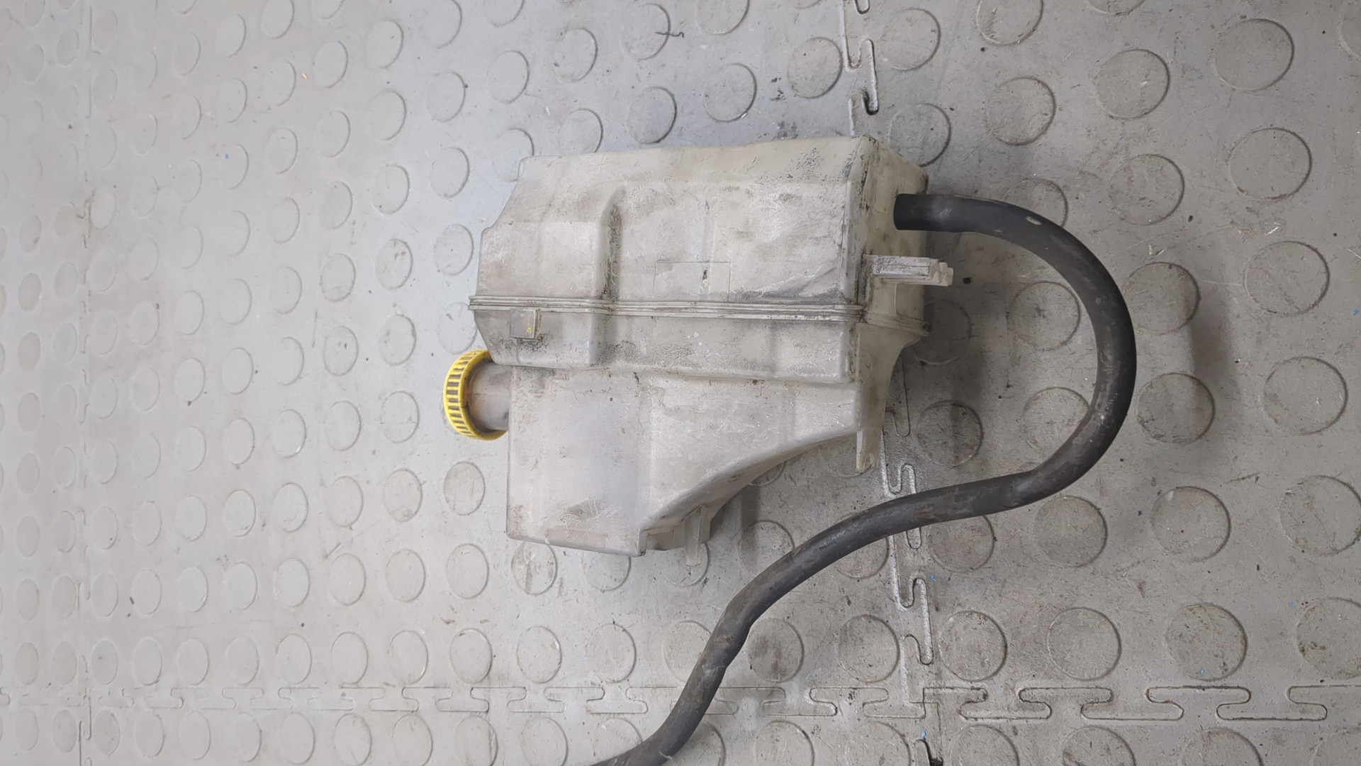 Бачок расширительный