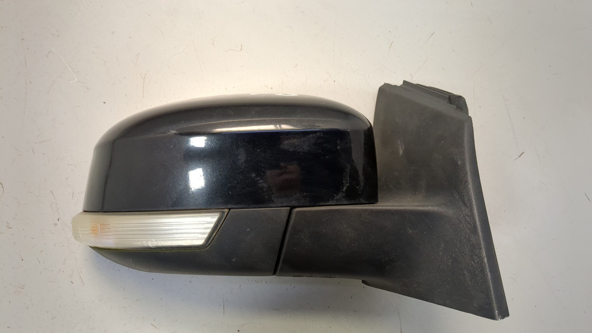 Зеркало правое электрическое