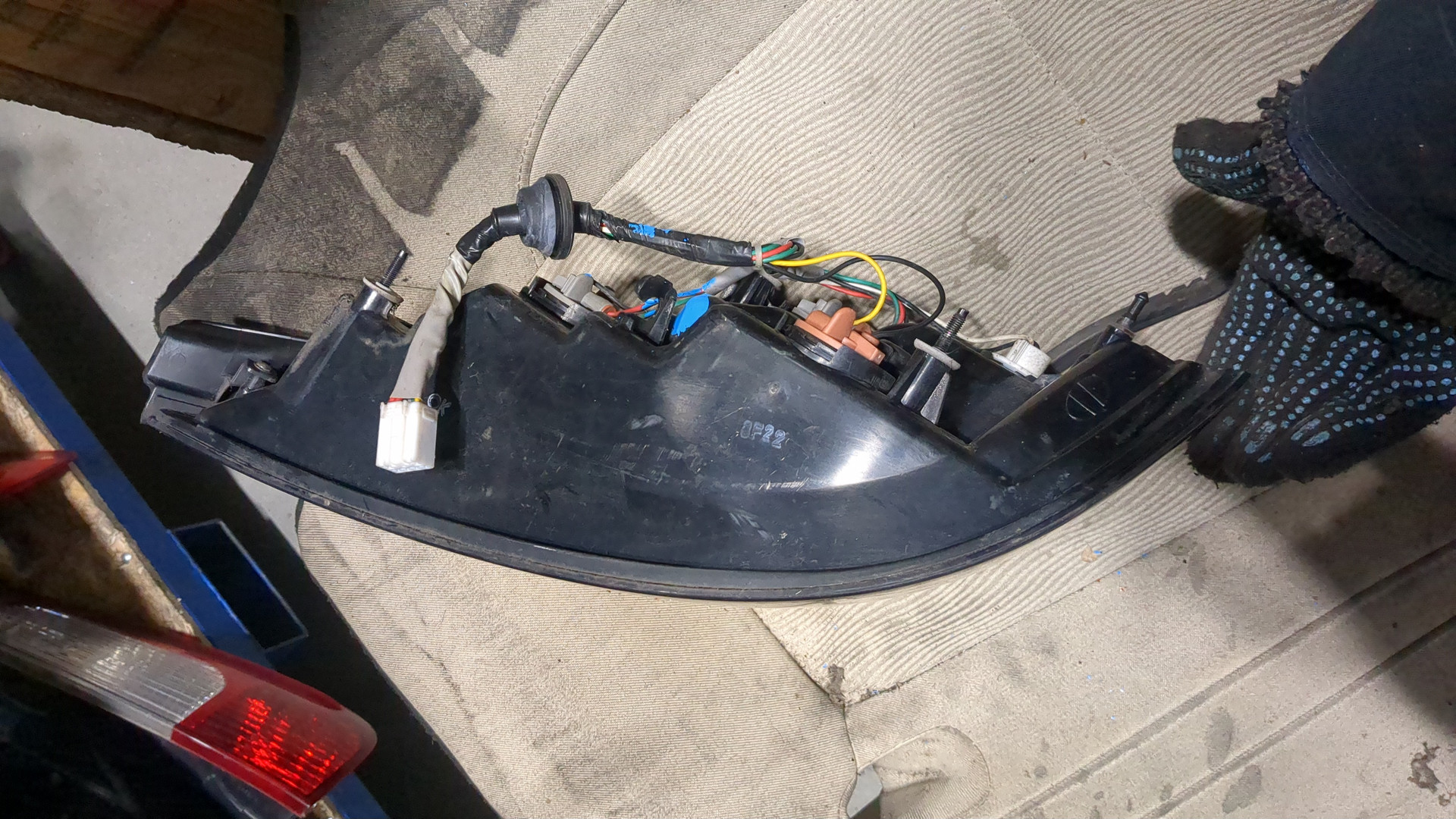 Фонарь задний левый