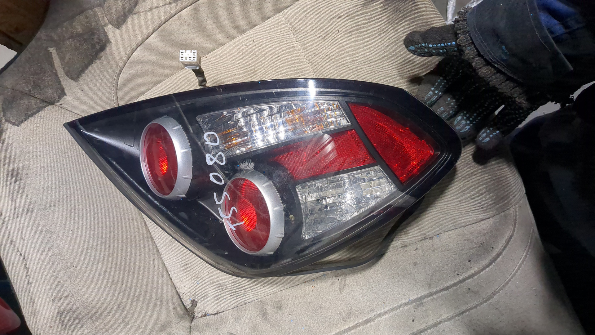 Фонарь задний левый