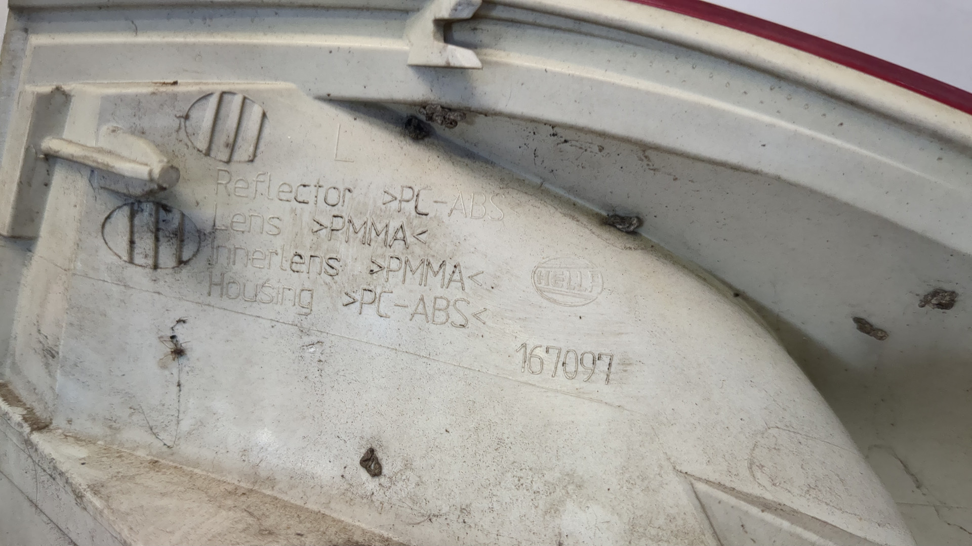 Фонарь задний левый