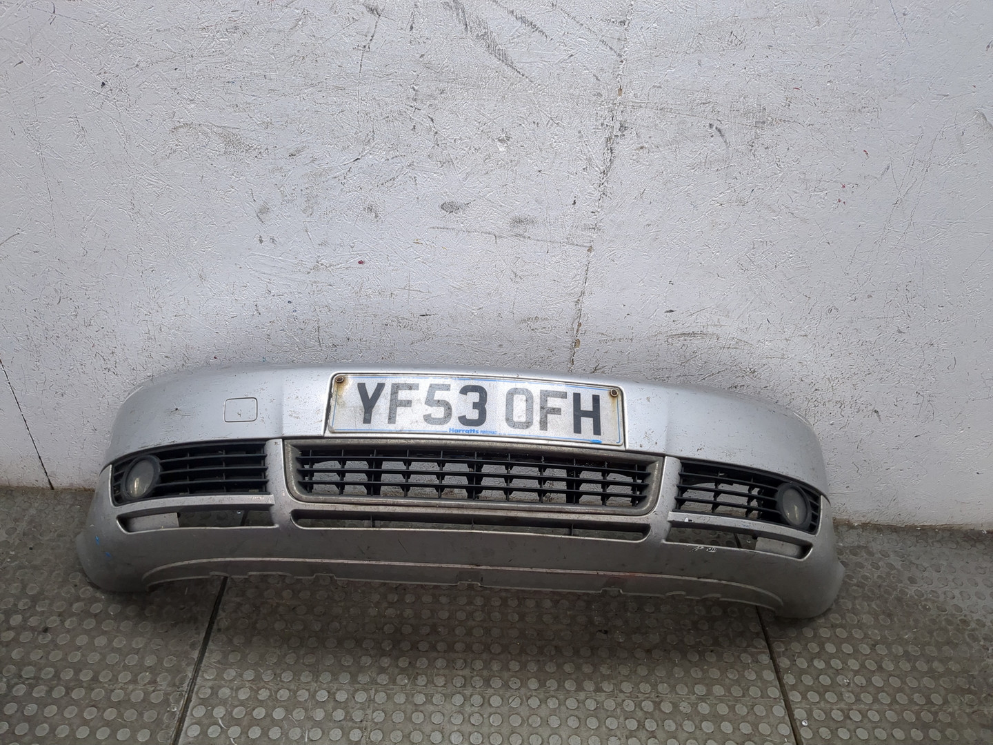 Бампер передний