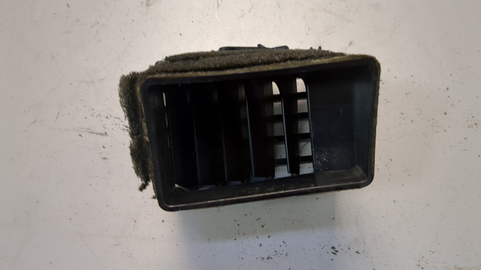 Дефлектор воздушный