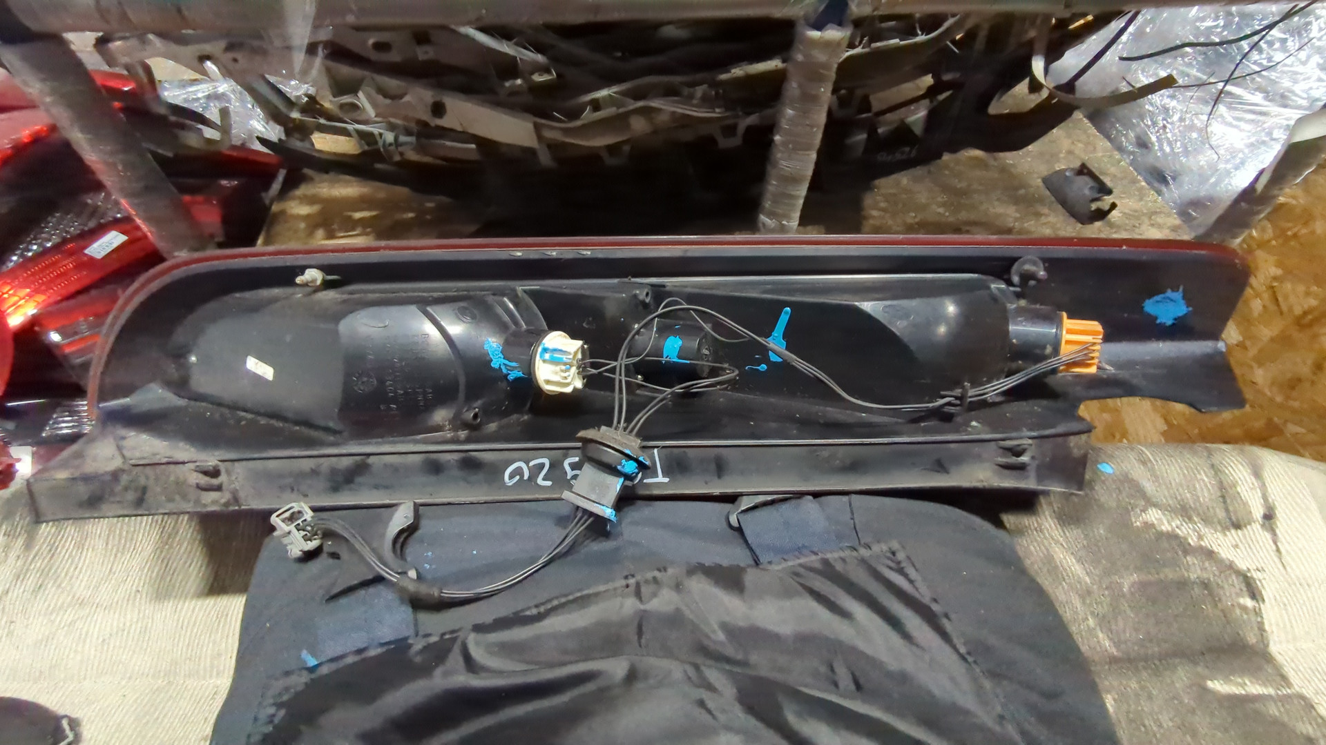 Фонарь задний правый