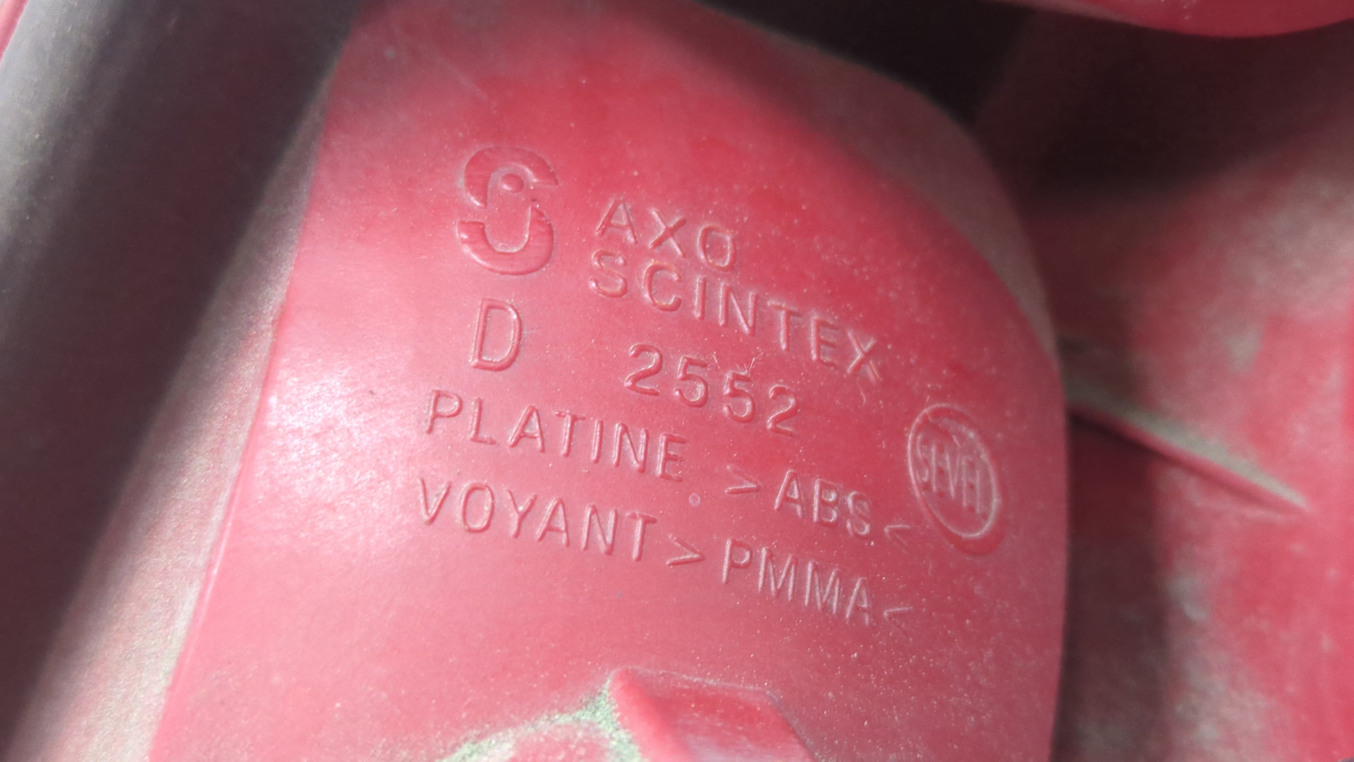 Фонарь задний правый