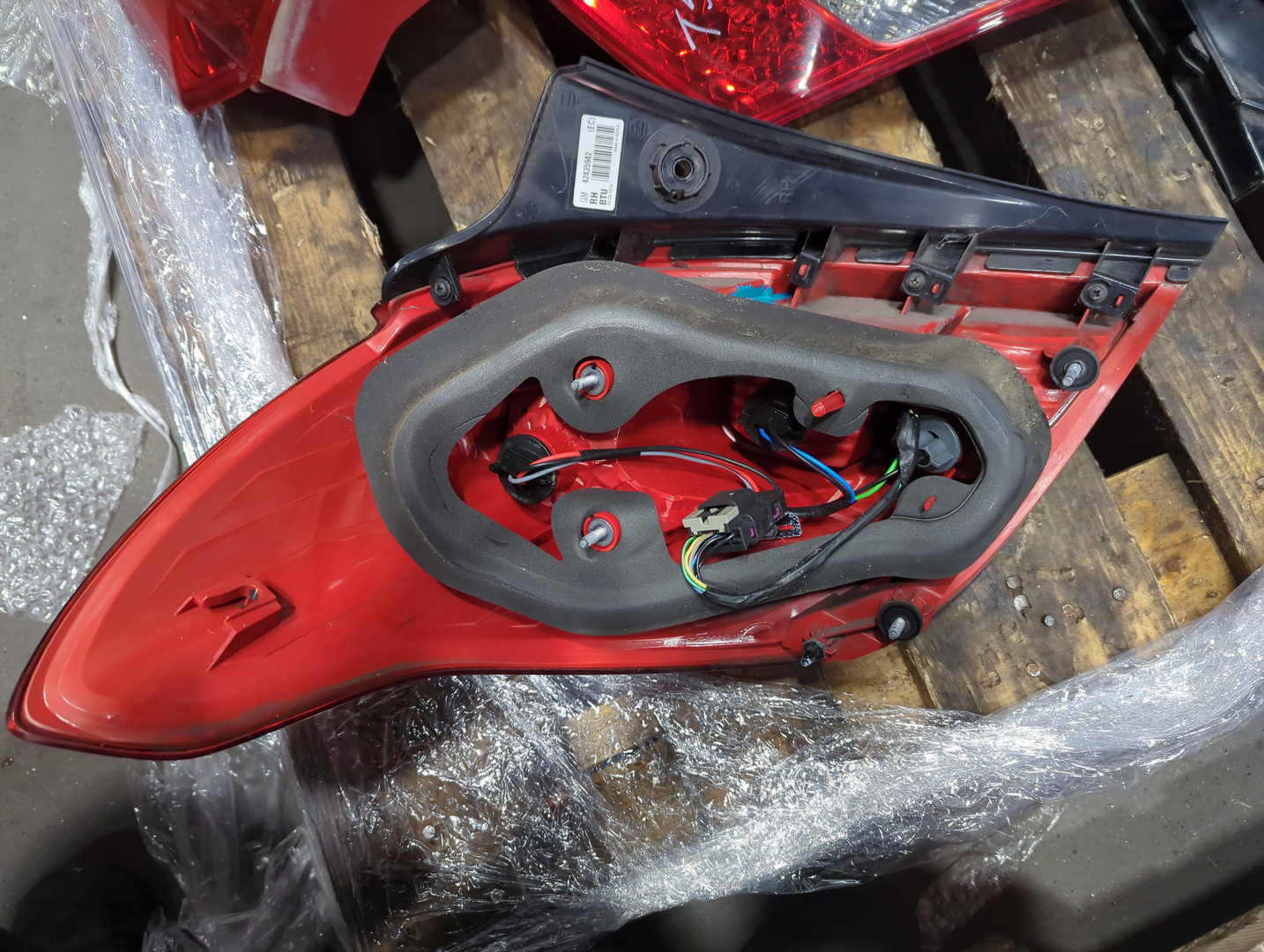 Фонарь задний правый