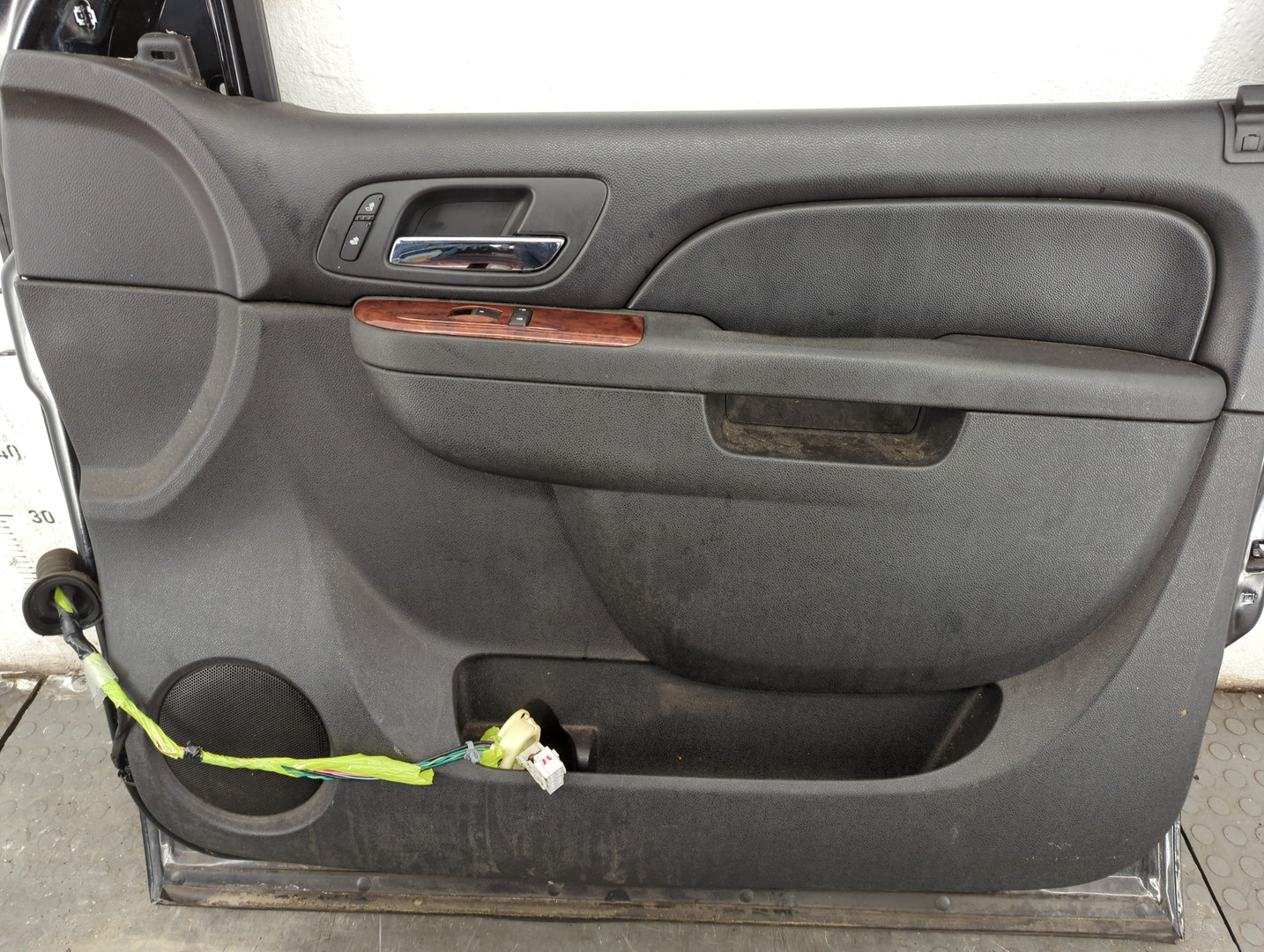 Дверь передняя правая