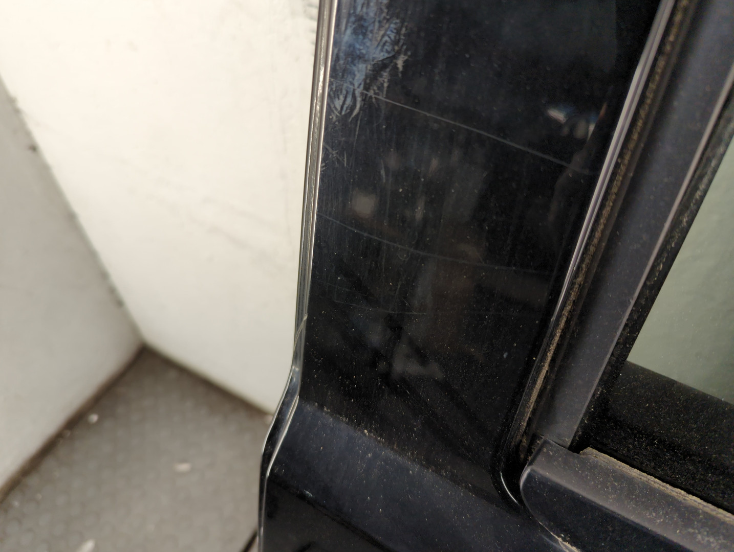 Дверь задняя левая