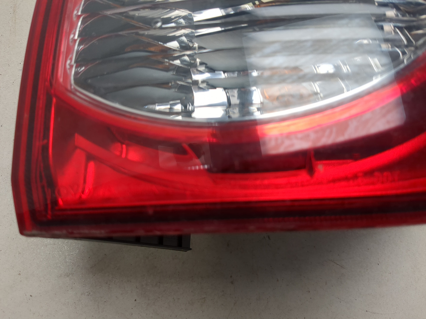 Фонарь задний правый