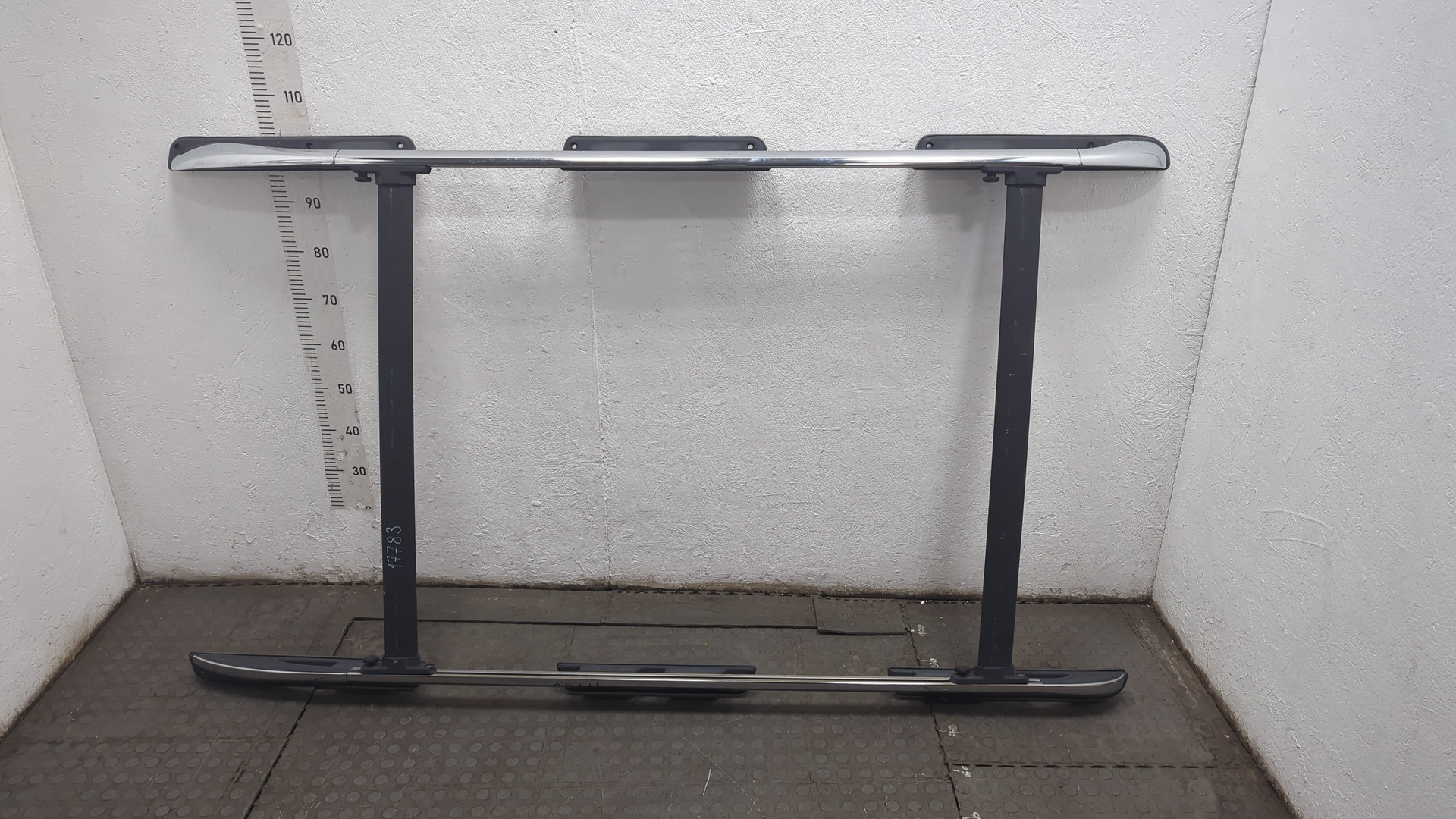 Рейлинги (релинг) к-кт (планки на крышу)