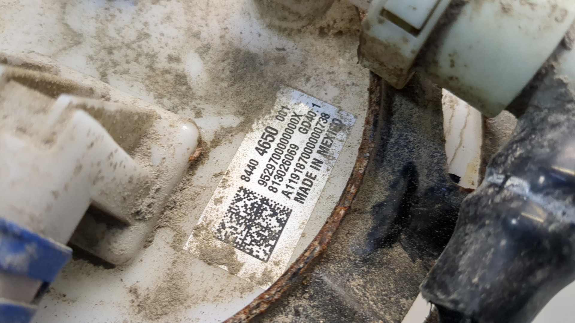 Насос топливный электрический