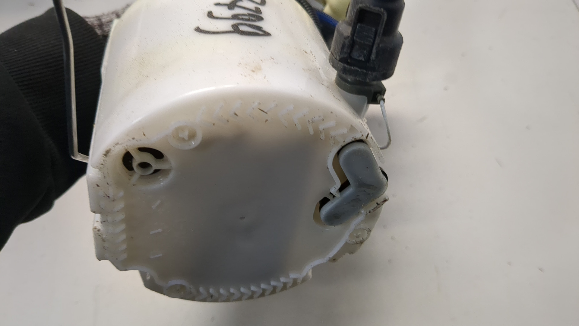 Насос топливный электрический