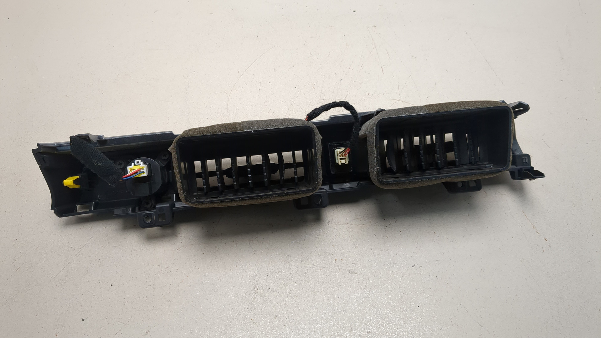 Дефлектор воздушный