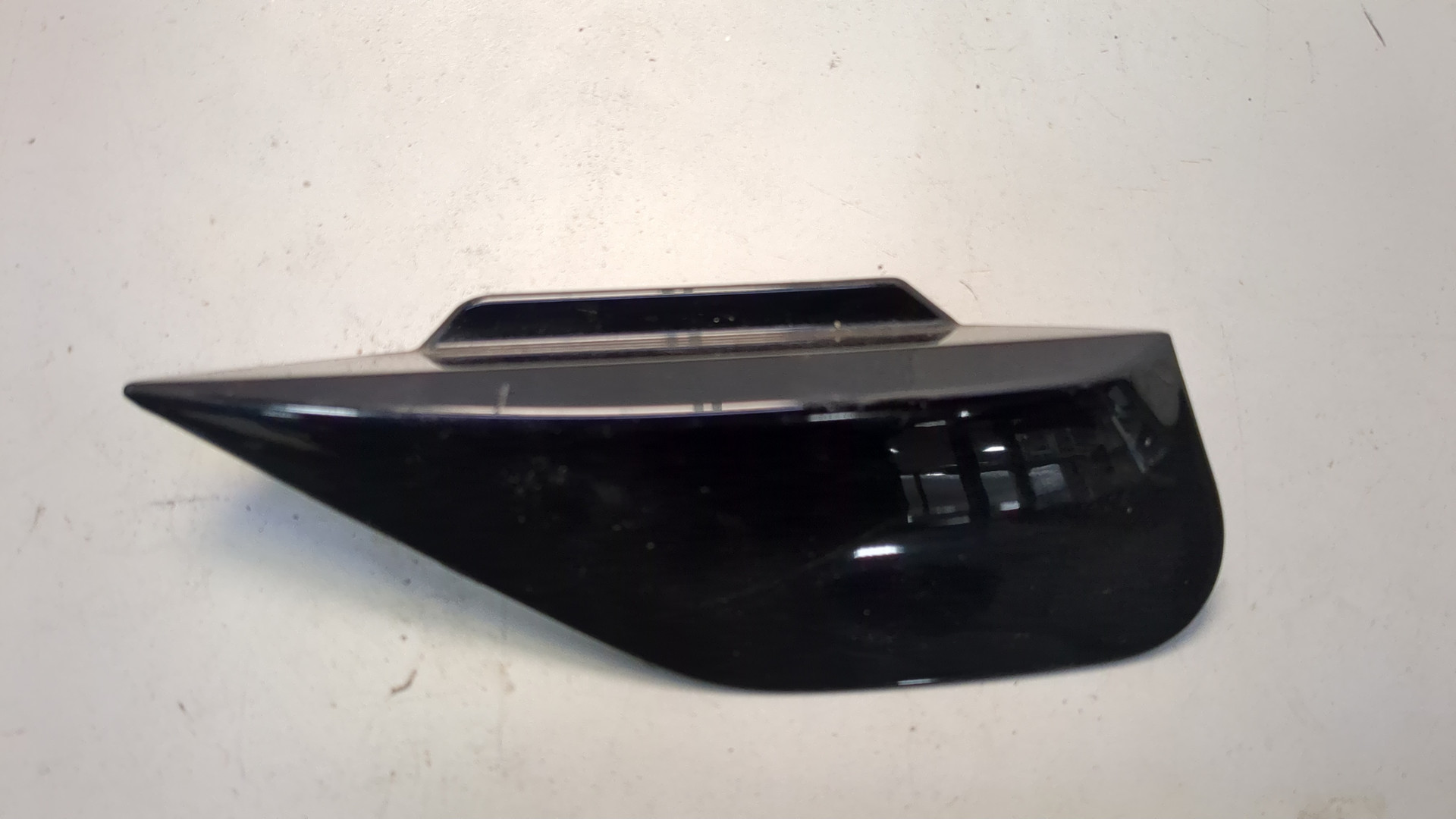 Накладка (кузов наружные)