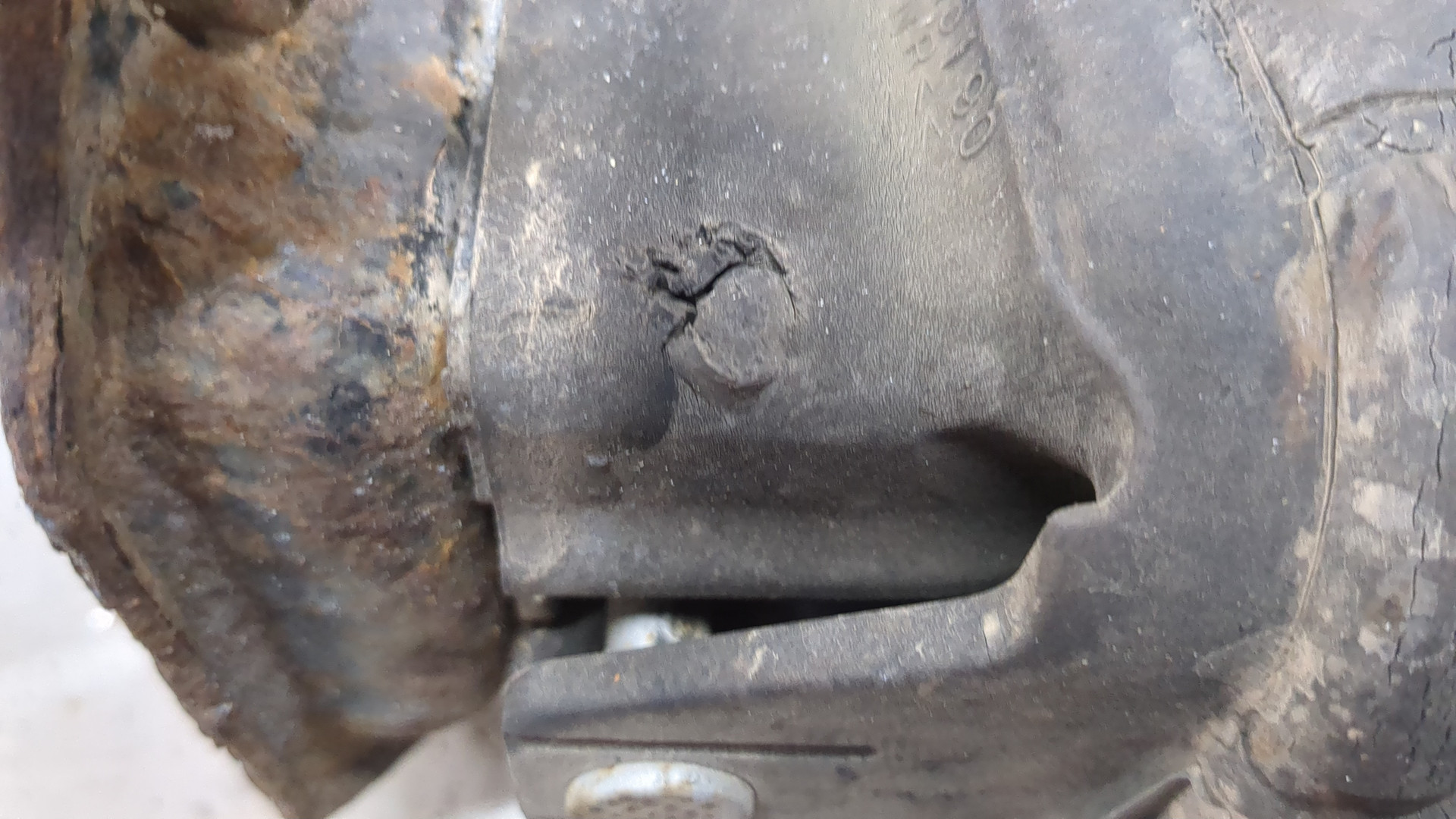 Опора двигателя