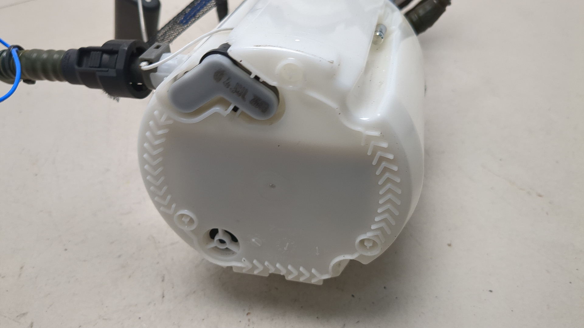 Насос топливный электрический