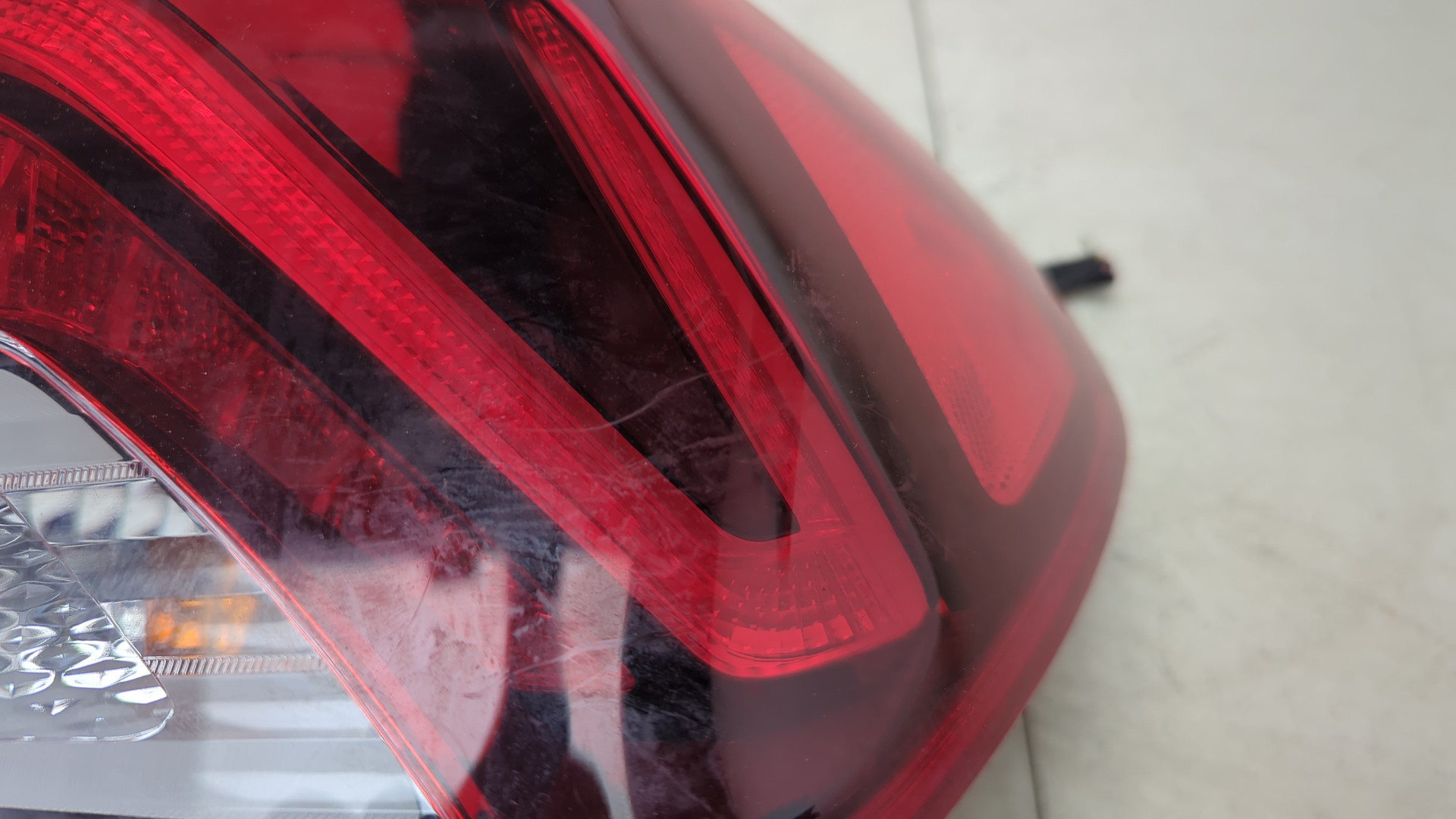 Фонарь задний правый