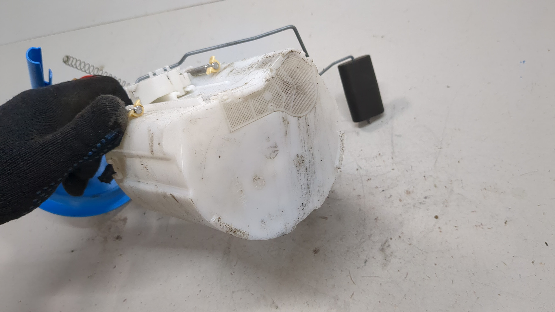 Насос топливный электрический