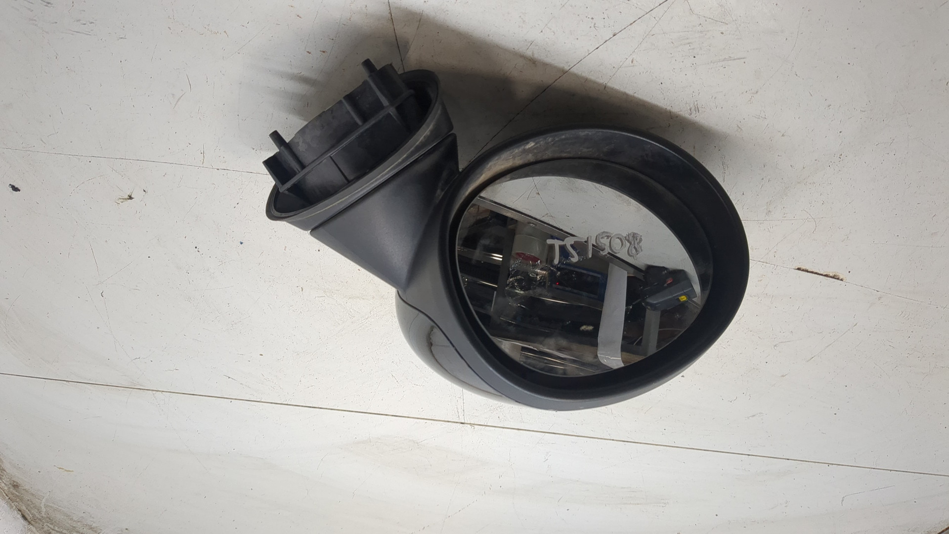 Зеркало левое электрическое