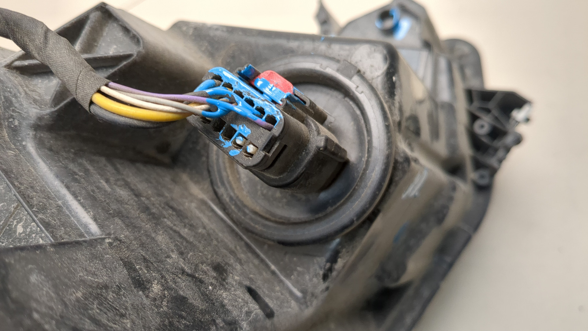 Фара правая