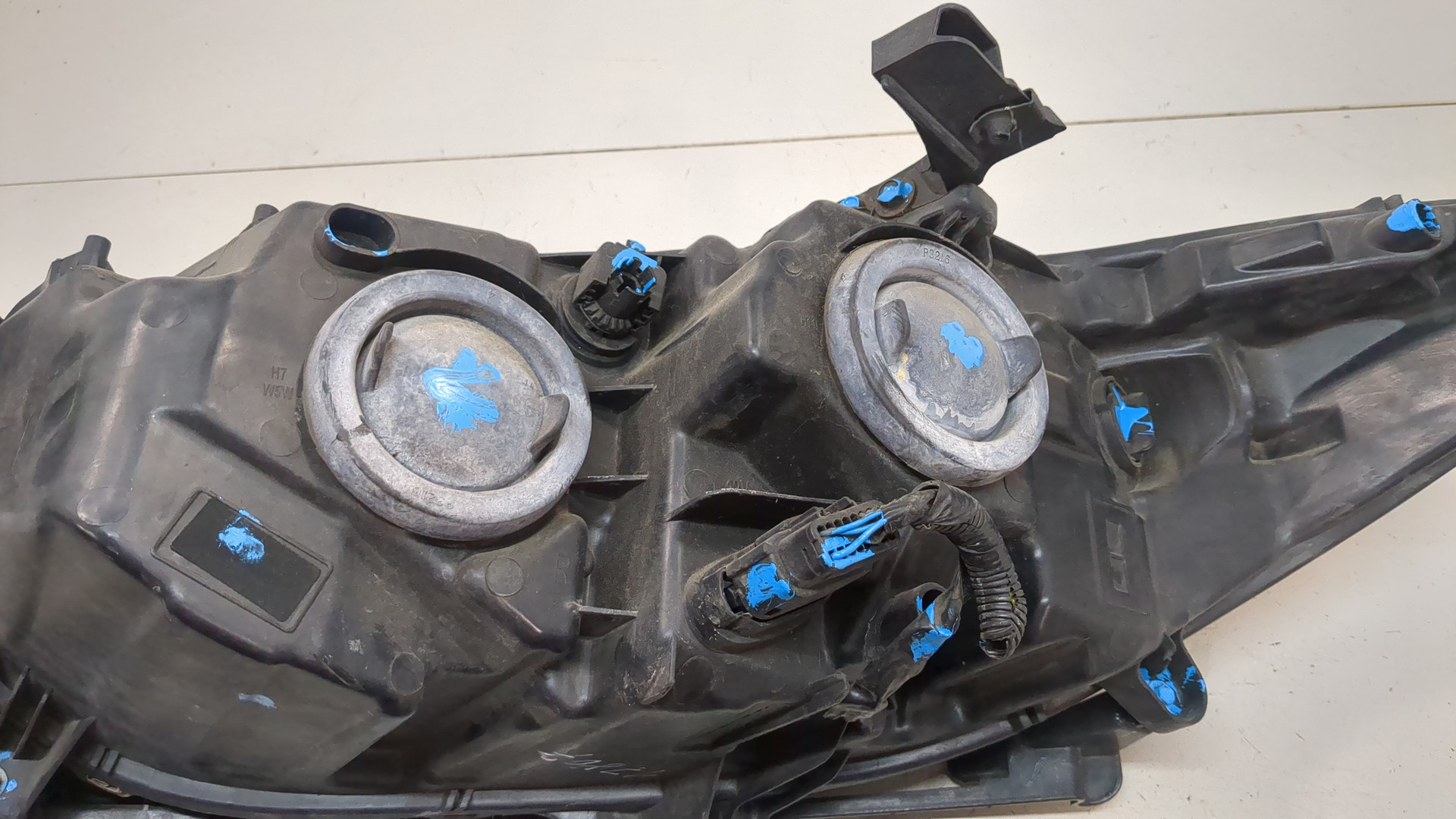 Фара правая