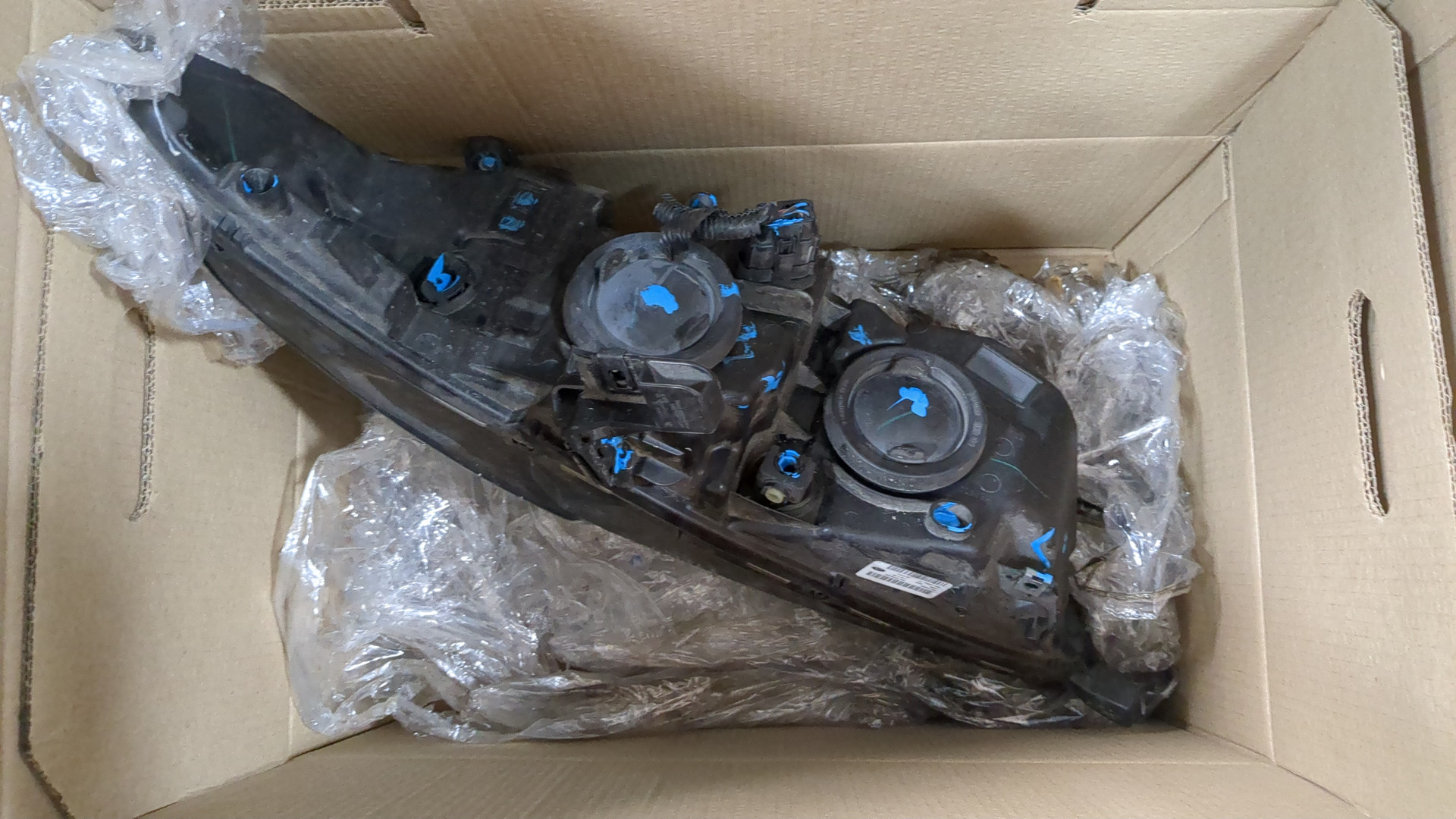 Фара правая