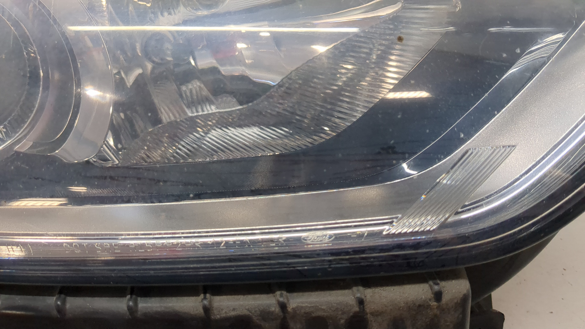 Фара правая