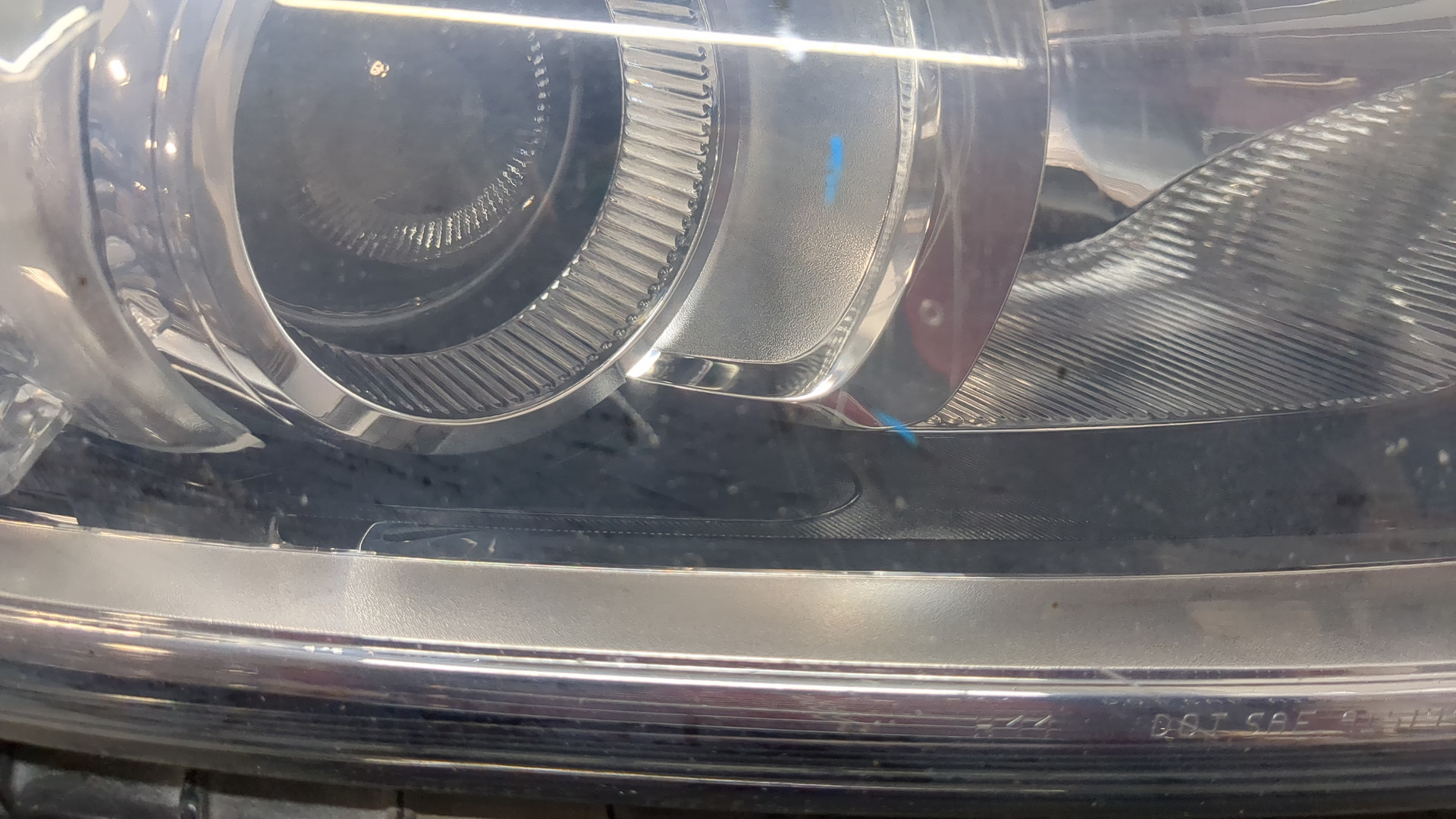 Фара правая