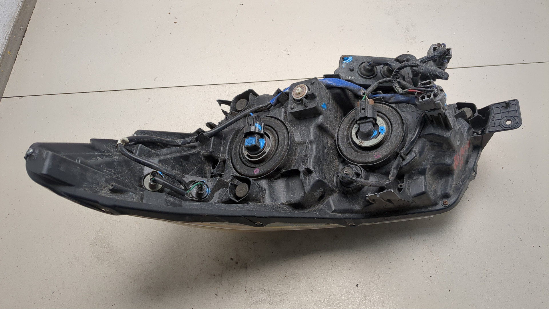 Фара правая