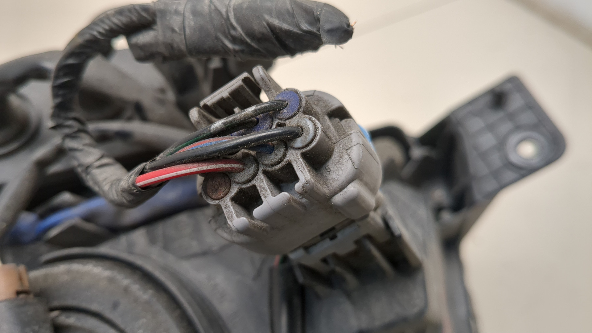 Фара правая