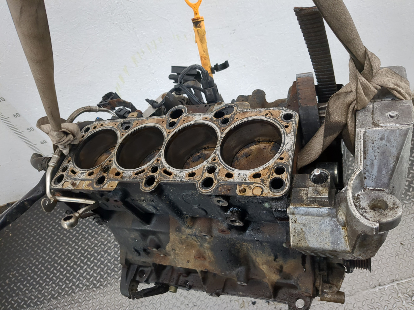 Блок двигателя