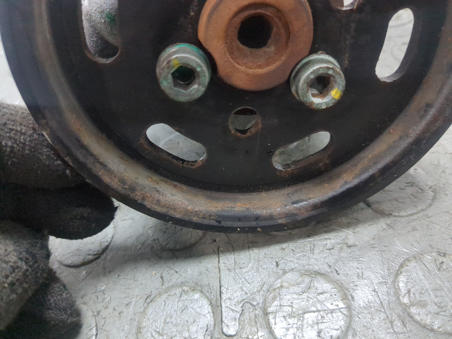 Насос ГУР (гидроусилитель руля)