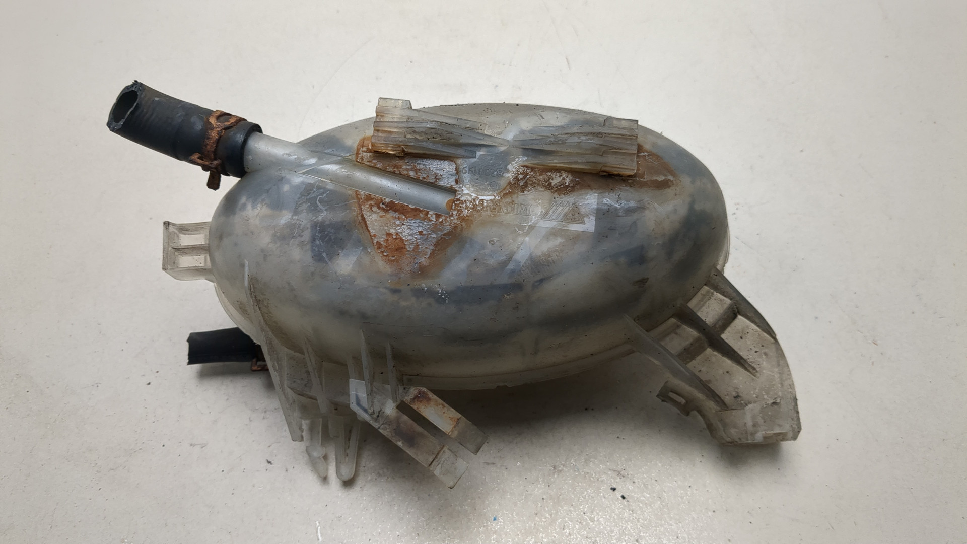 Бачок расширительный