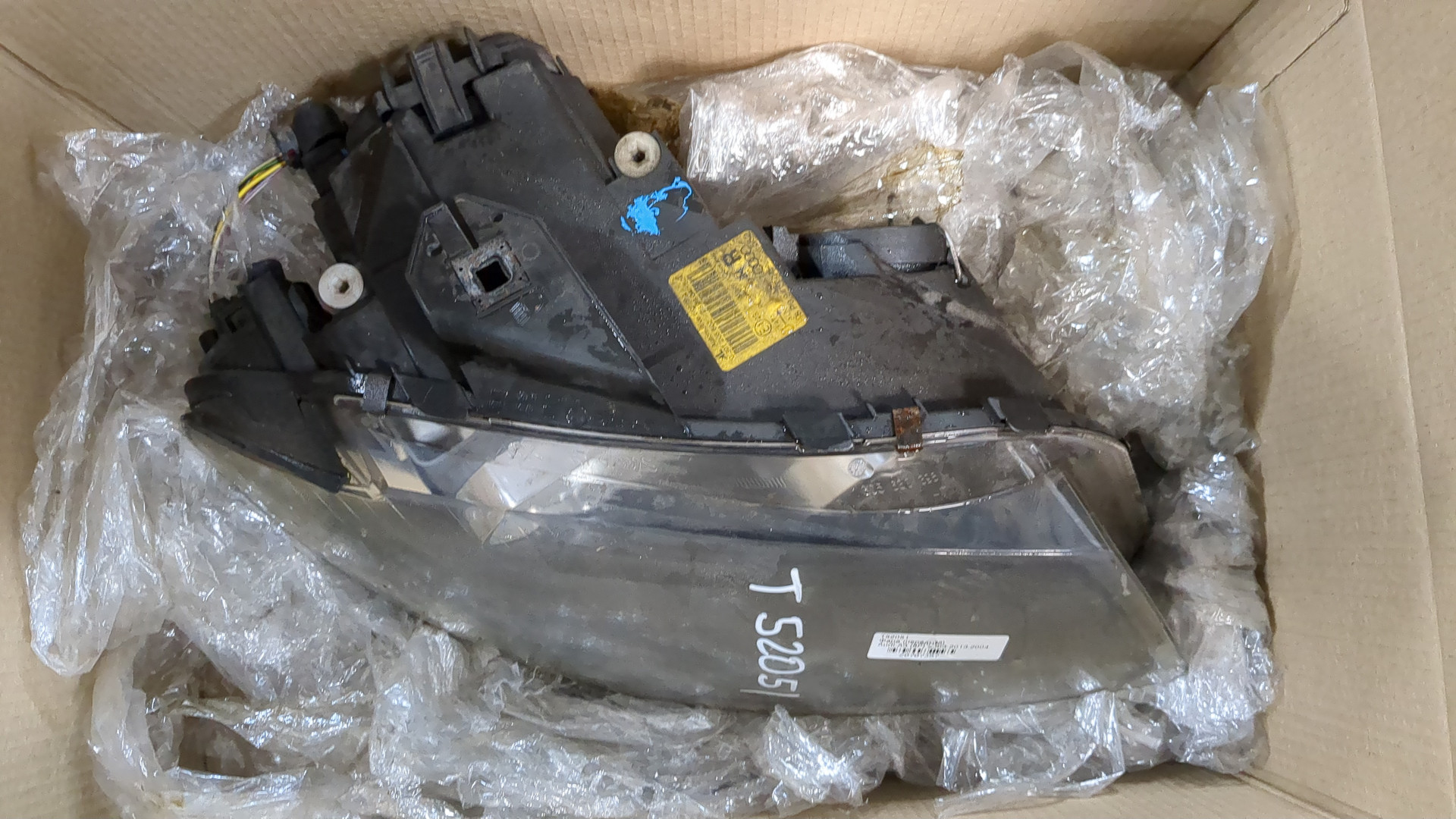 Фара правая