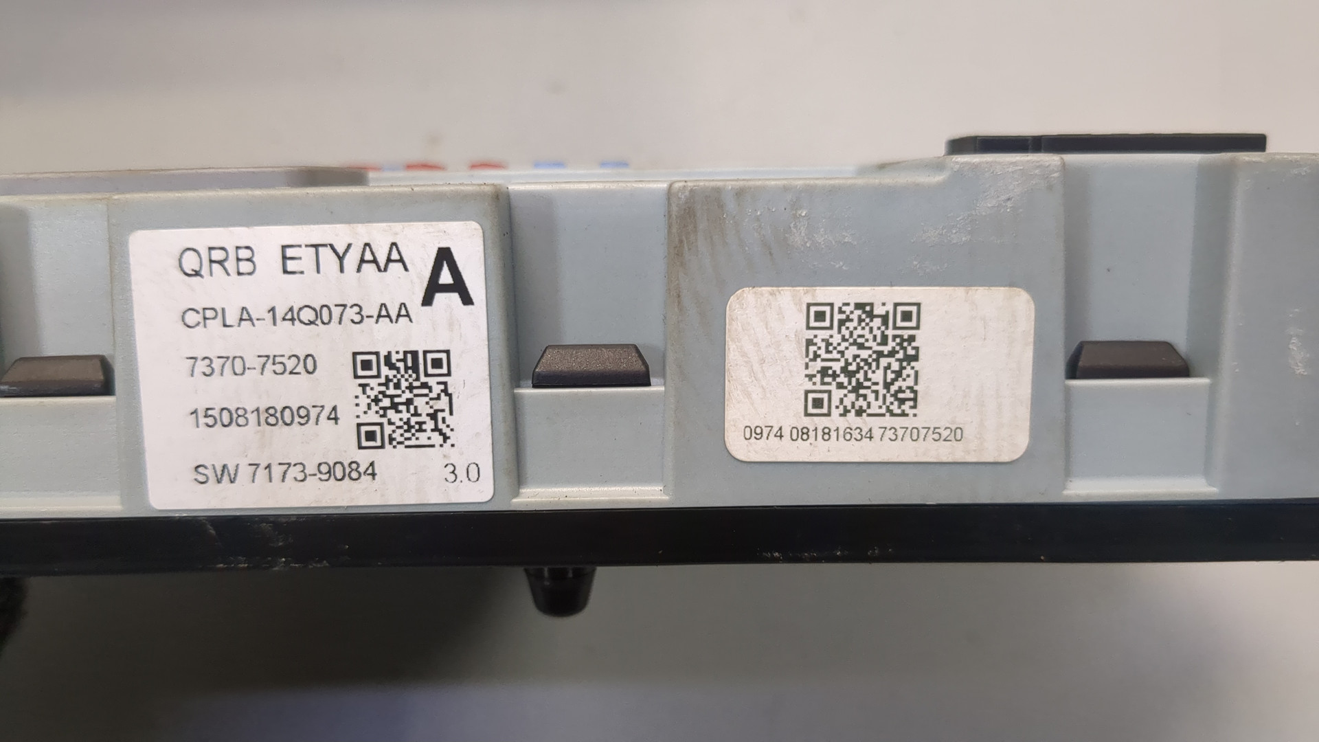 Блок предохранителей