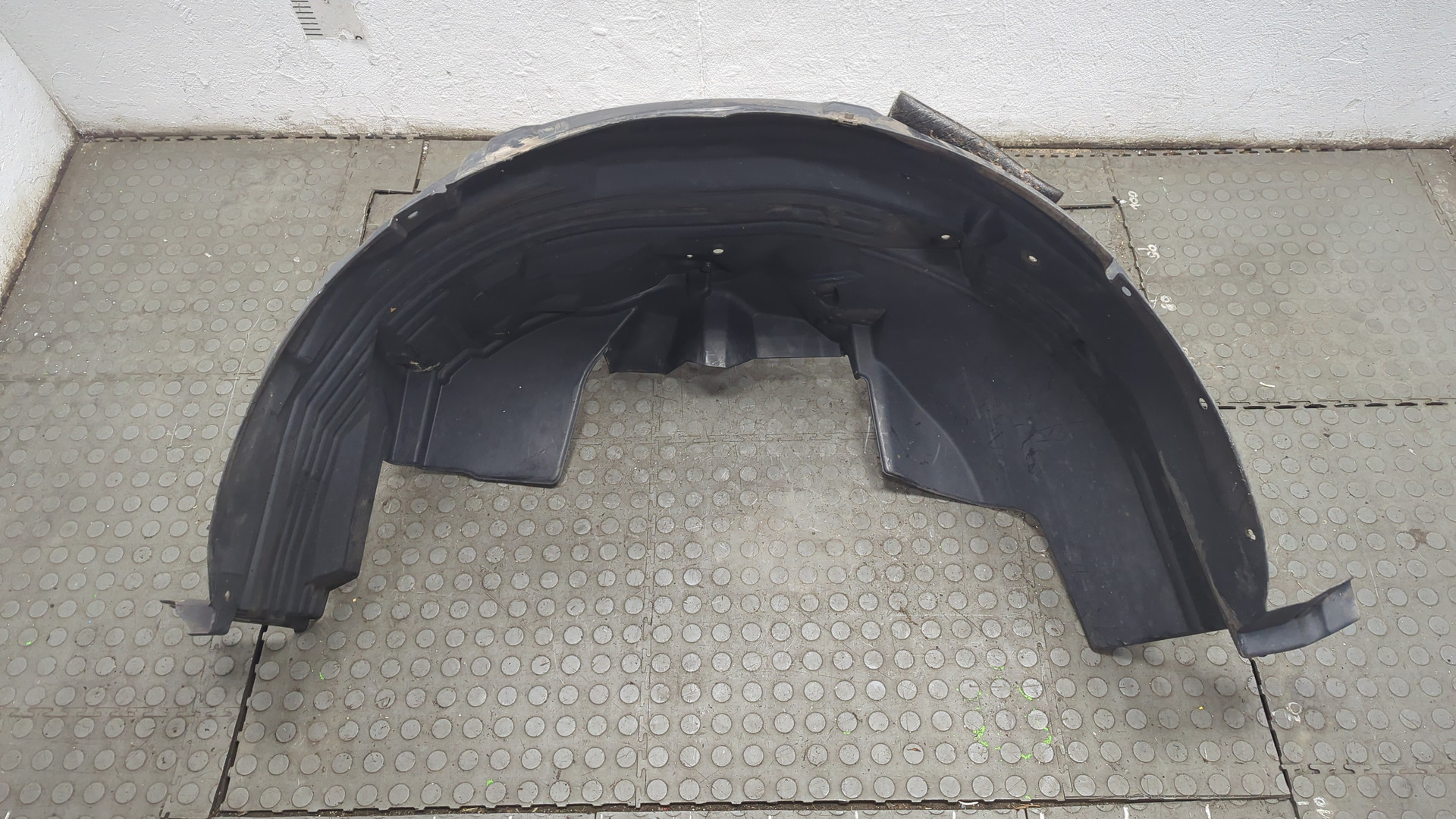 Локер передний левый