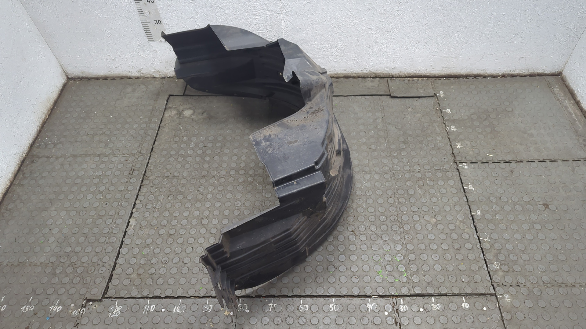 Локер передний левый