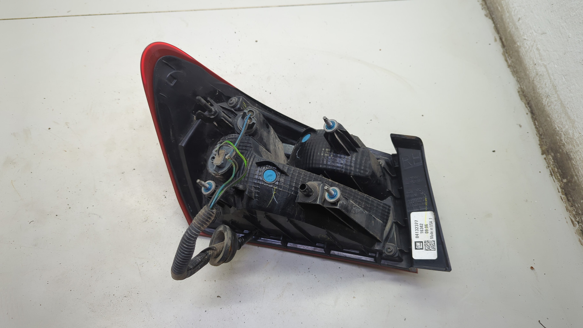 Фонарь задний правый