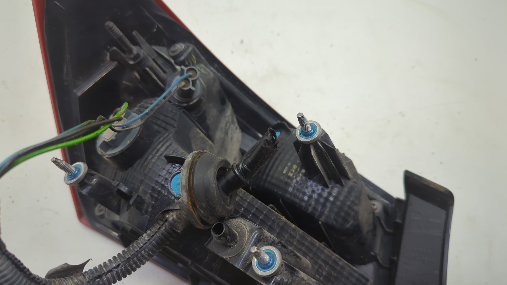 Фонарь задний правый