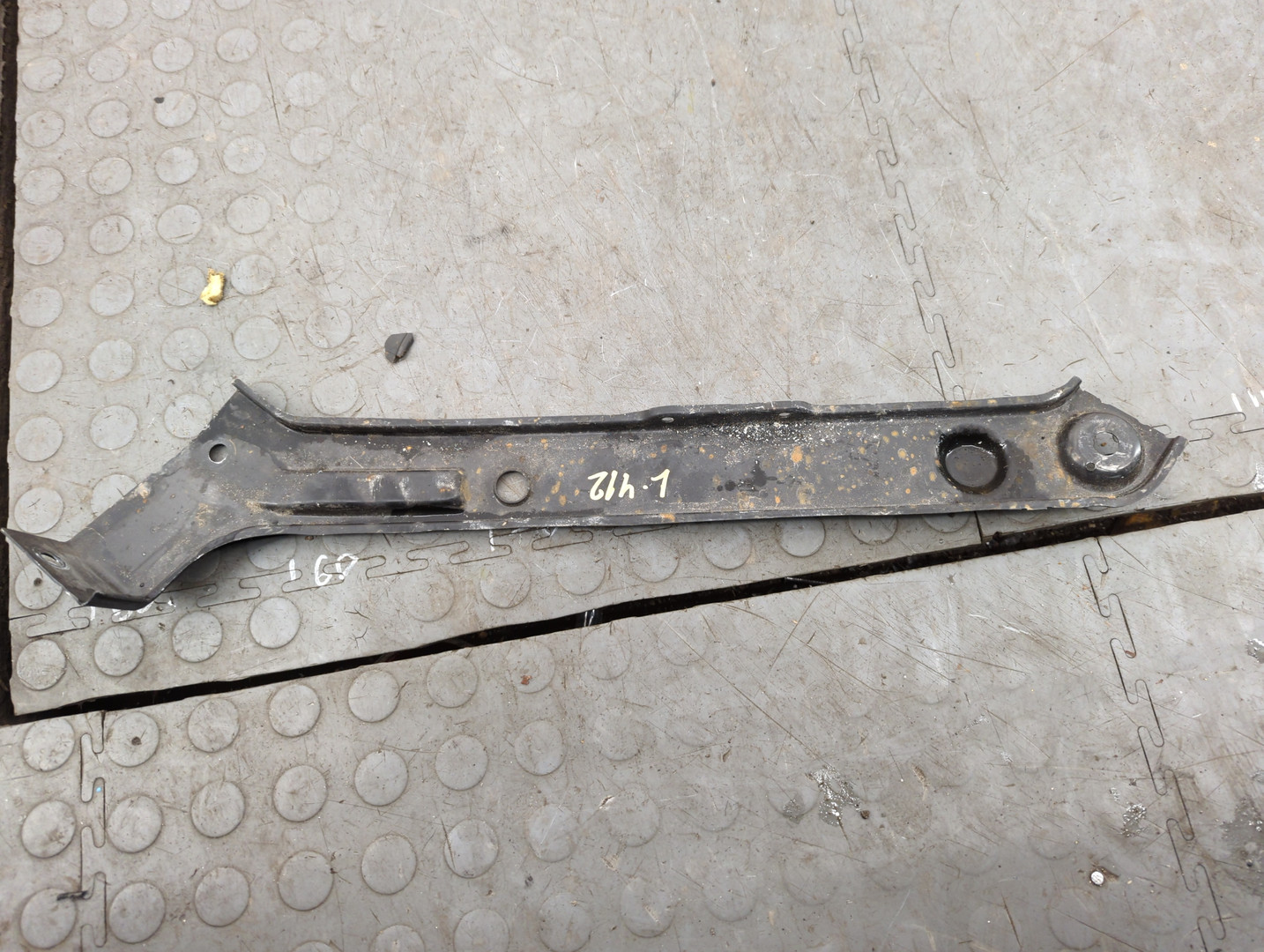 Кронштейн радиатора