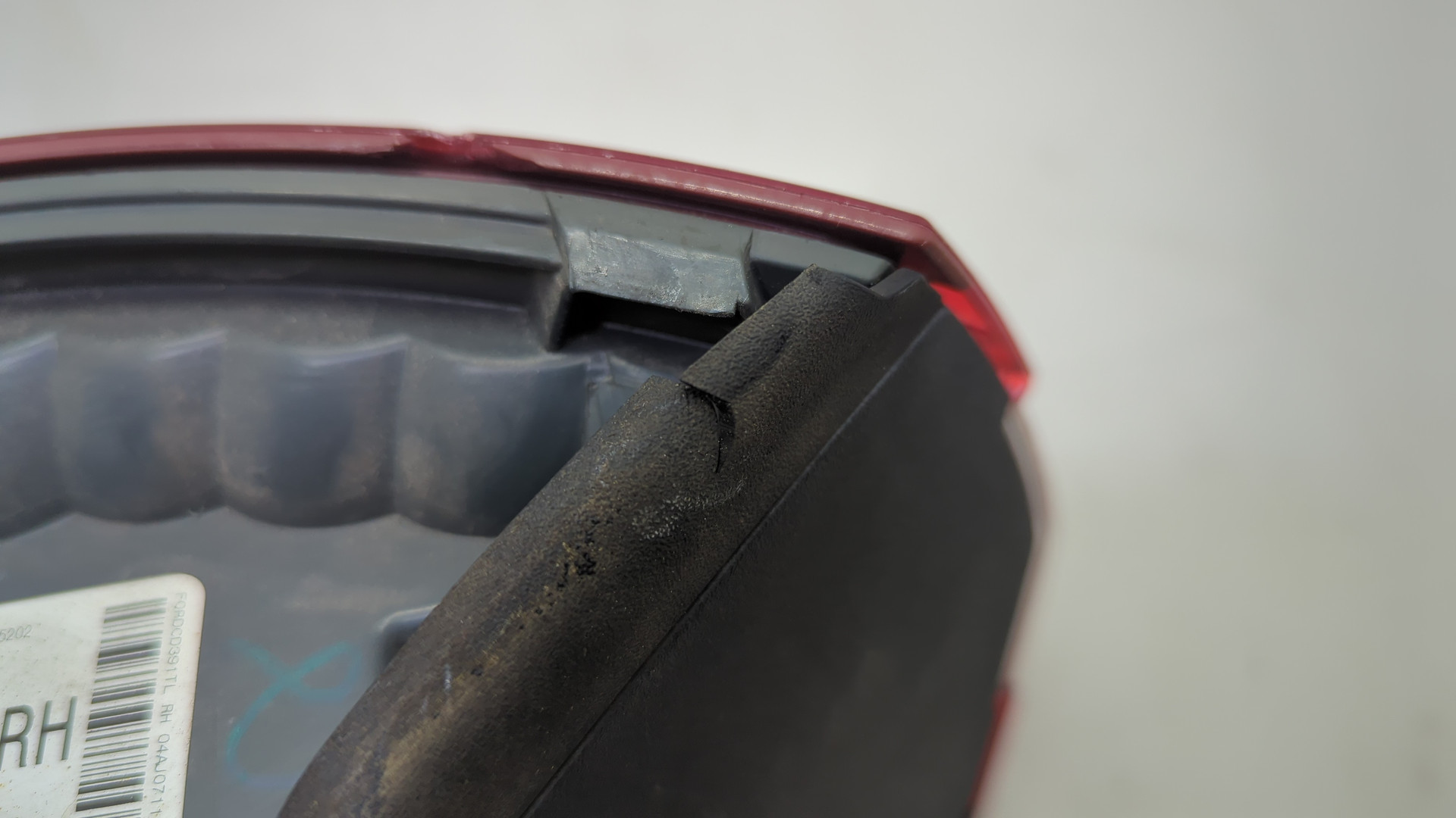 Фонарь задний правый