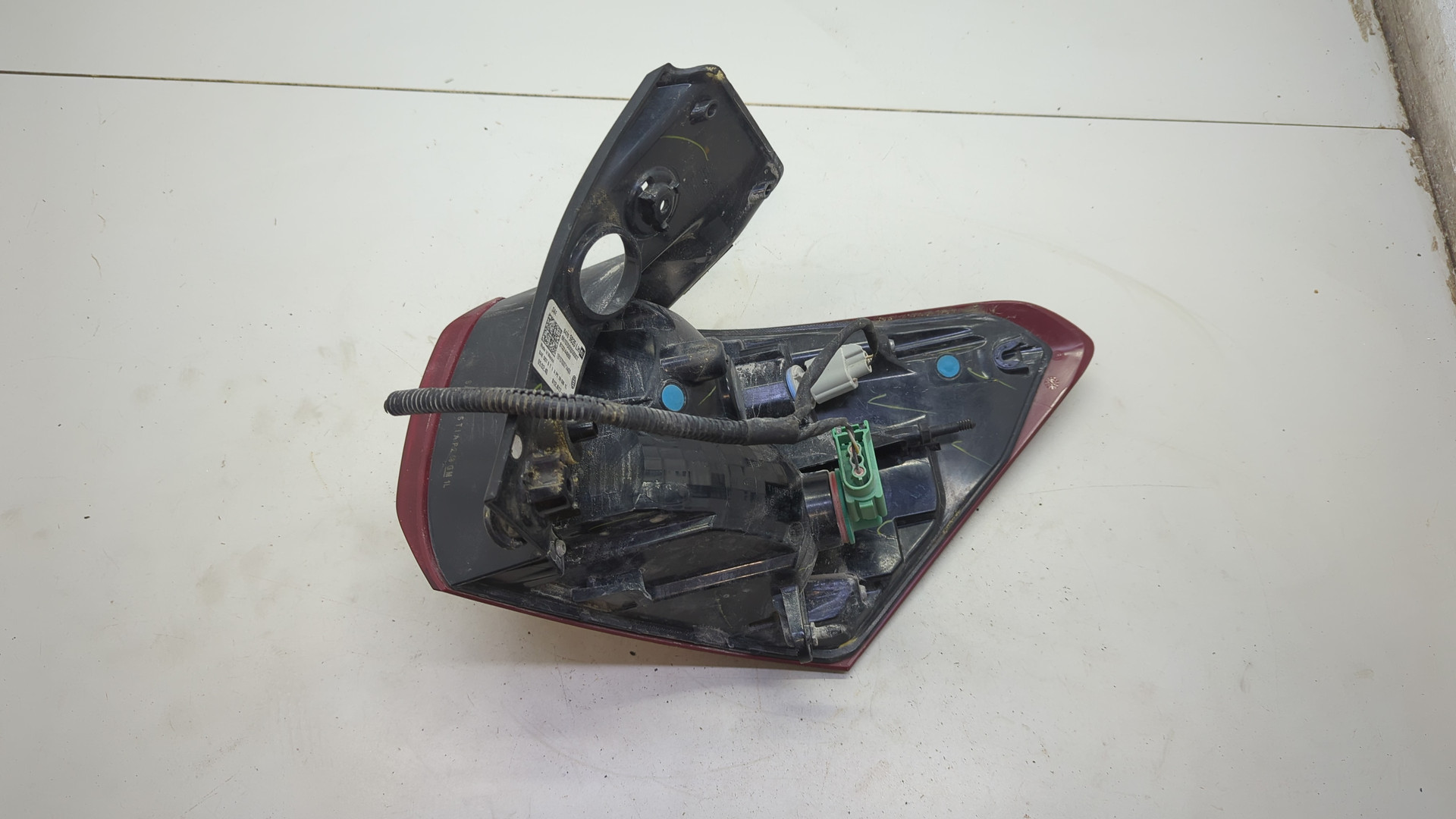 Фонарь задний левый