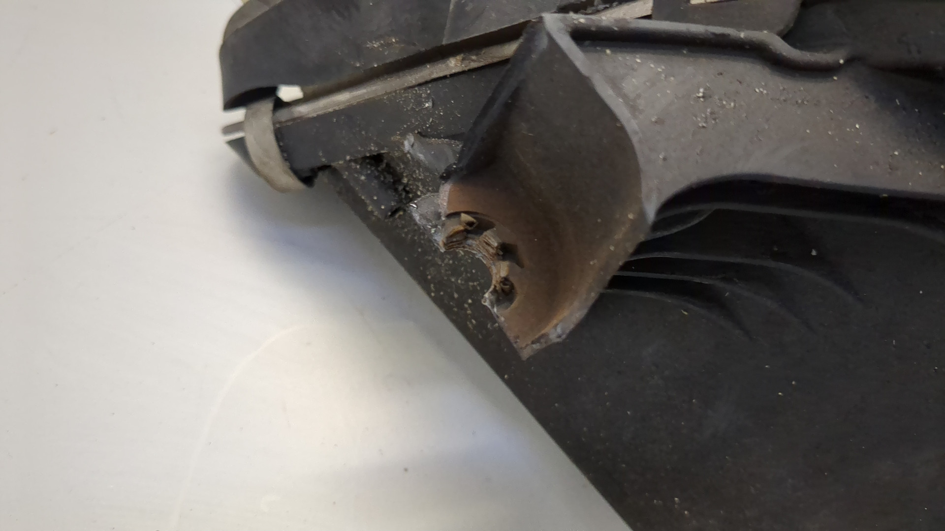 Фара правая