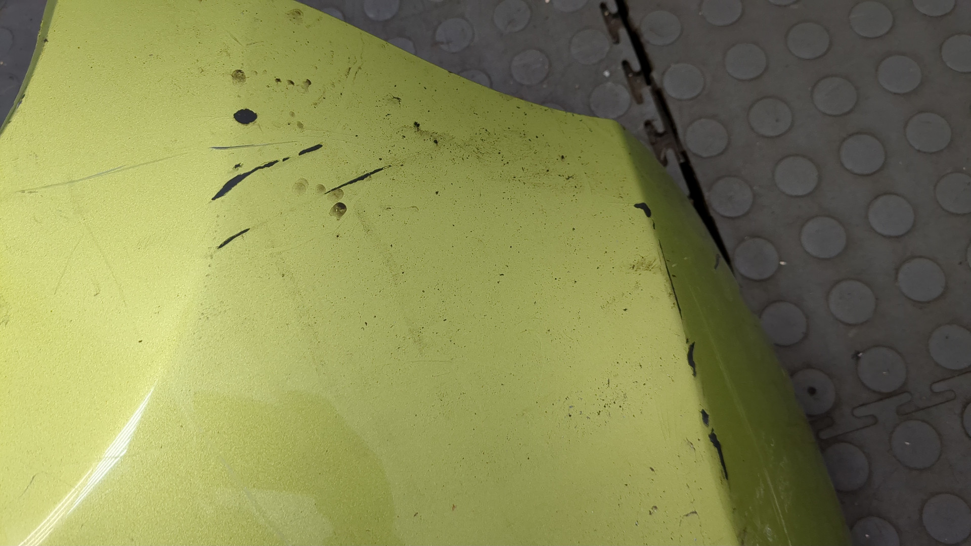 Бампер задний