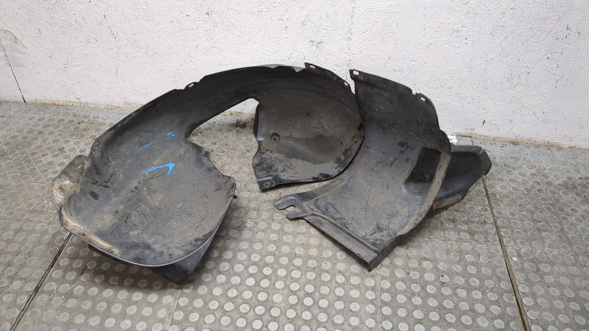 Локер передний правый