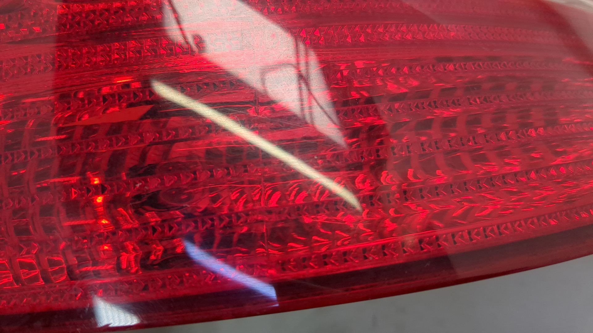 Фонарь задний левый