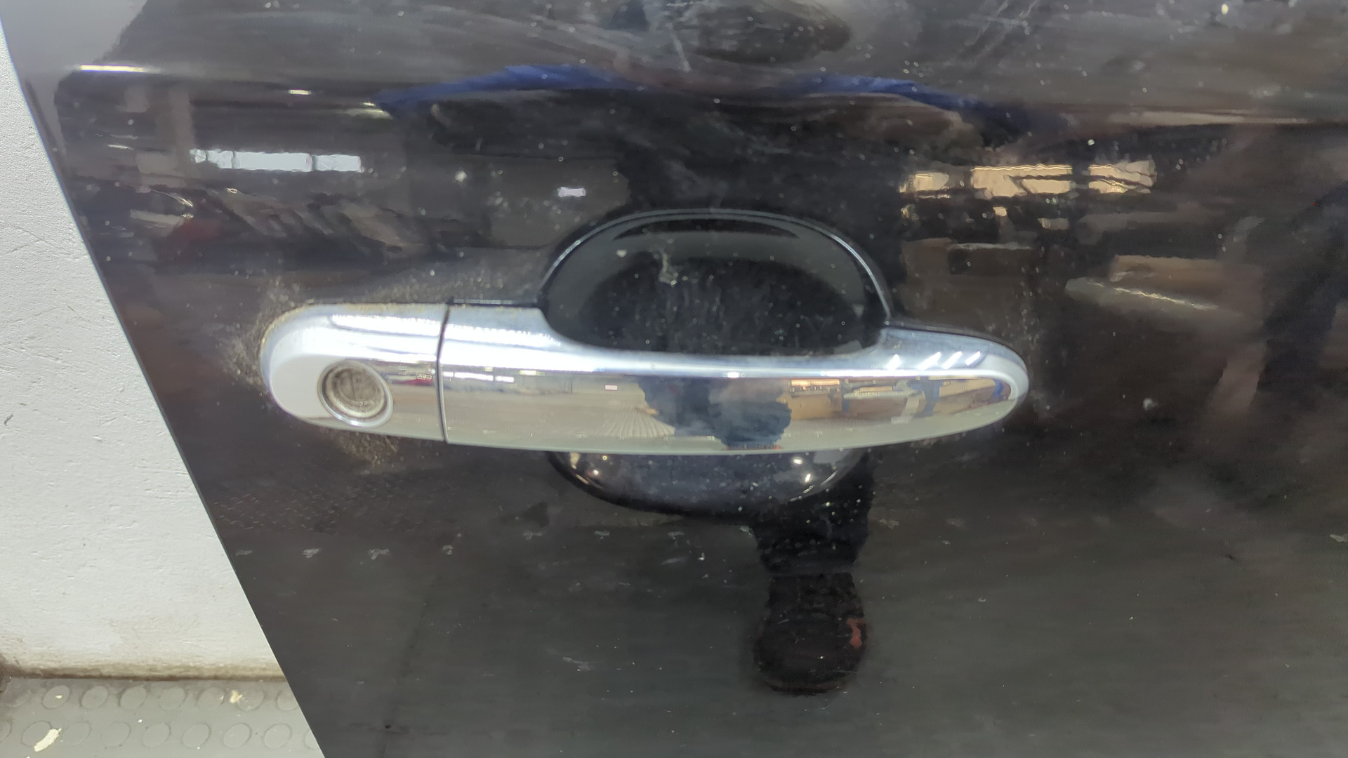 Дверь передняя правая