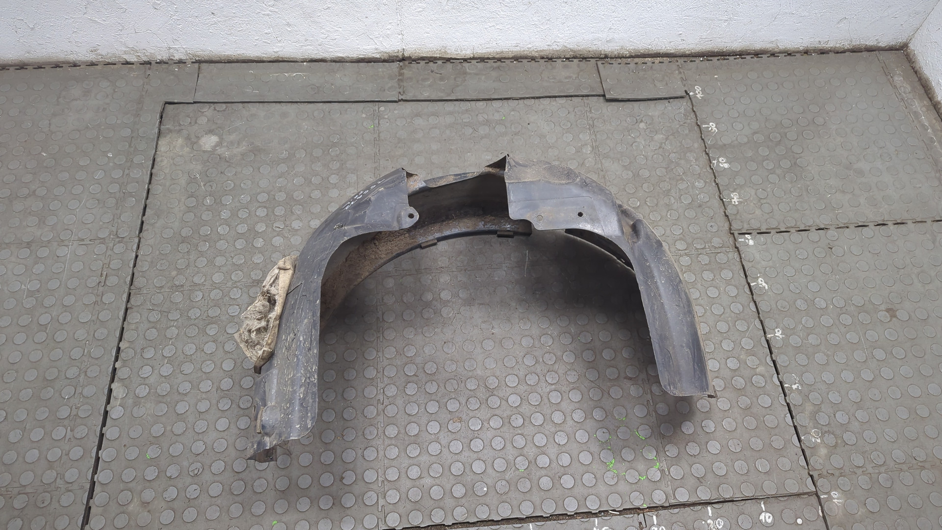 Локер передний левый