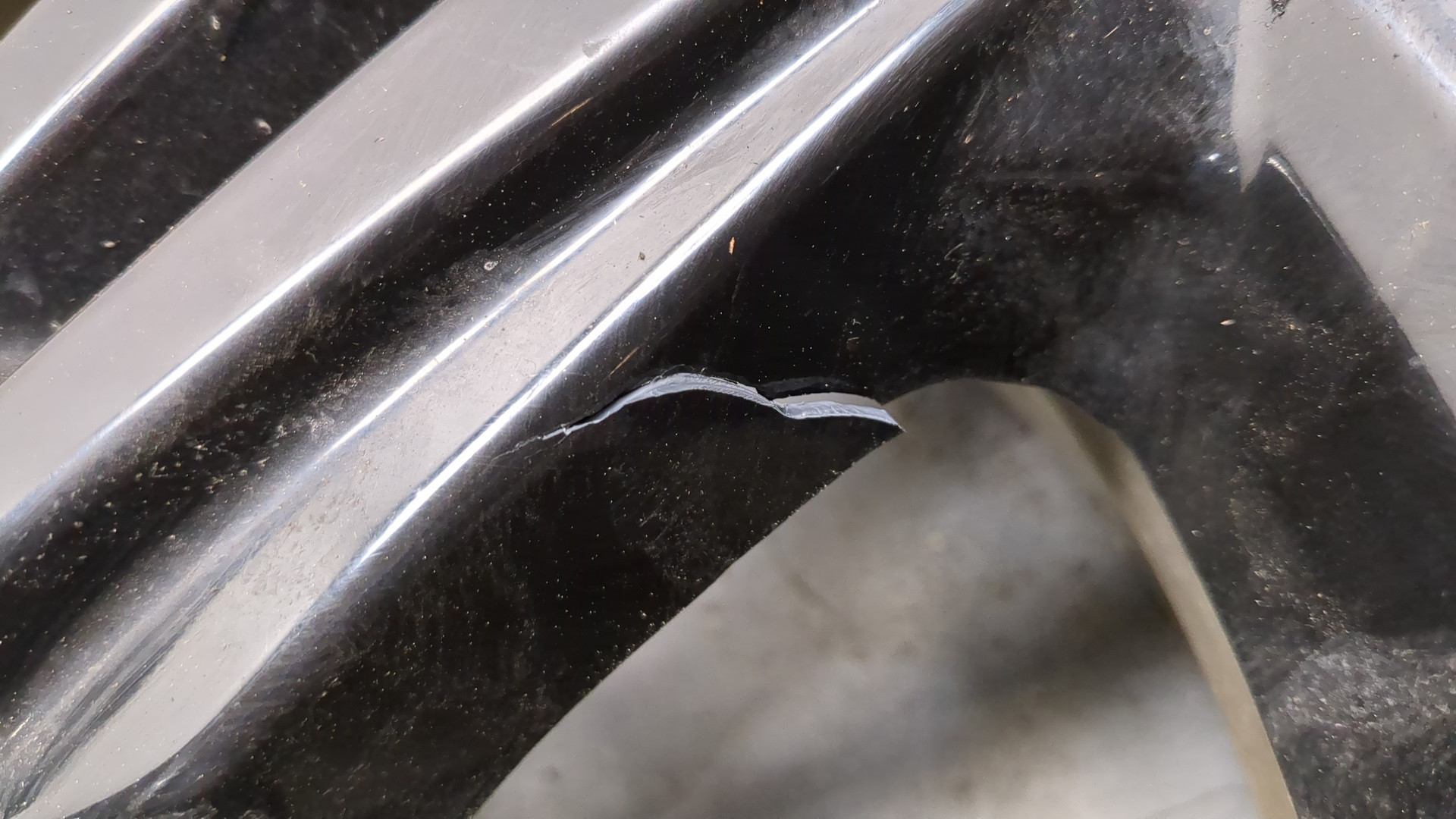 Диск колесный литой легкий сплав